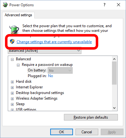 Hvordan fikser jeg svart skjerm under installasjon av Creators Update?