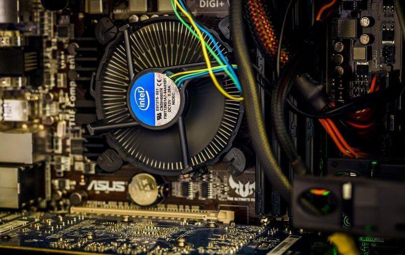 Chyba ventilátora CPU pri zavádzaní: Prečo sa vyskytuje a ako ju opraviť?