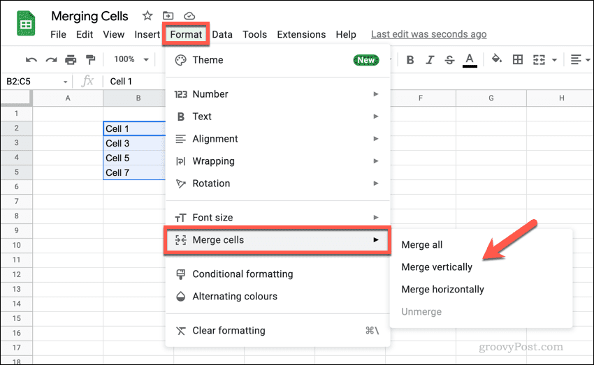 Slik slår du sammen og opphever sammenslåingen av celler i Google Sheets