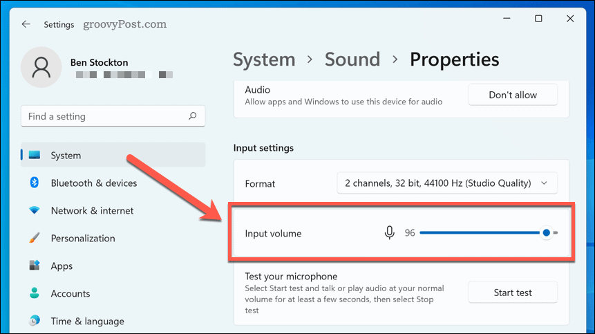 Hur man testar en mikrofon i Windows 11