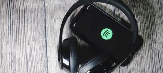 Як виправити, що Spotify Shuffle не працює