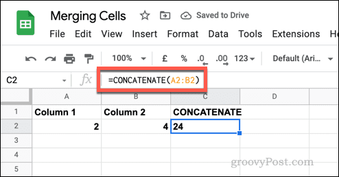 Slik slår du sammen og opphever sammenslåingen av celler i Google Sheets