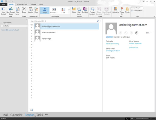 Hvordan videresende et visittkort i Outlook 2013