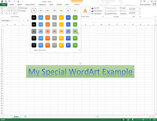 Kaip pridėti „WordArt“ programoje „Excel 2013“.