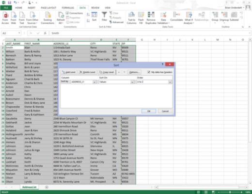 Kuinka lajitella useita kenttiä Excel 2013:ssa