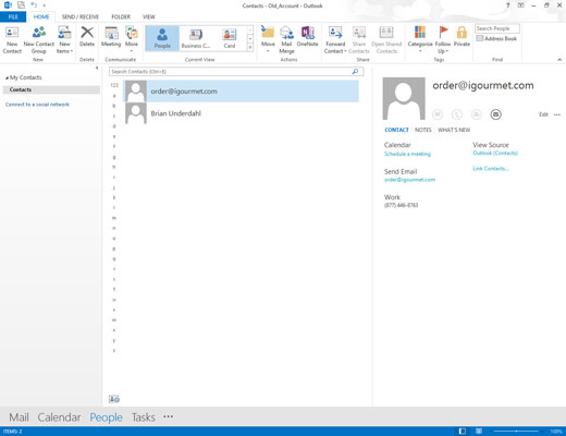 Kā pievienot kontaktpersonas programmā Outlook 2013