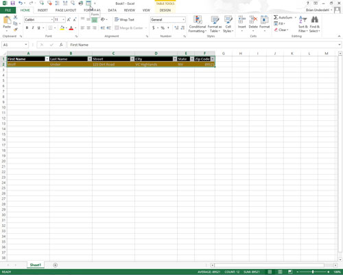 Jak přidat data do seznamů dat pomocí tlačítka formuláře aplikace Excel 2013