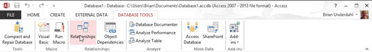 Sådan angiver du tabelrelationer i Access 2013
