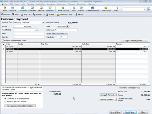 Jak přijímat platby od zákazníků v QuickBooks 2012