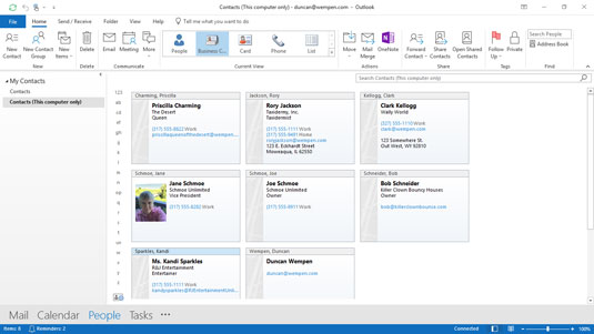 Slik viser du kontakter i Microsoft Outlook 2019