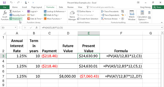 Kaip naudoti PV, NPV ir FV funkcijas programoje „Excel 2016“.