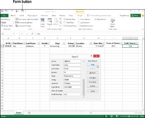 Kaip įtraukti įrašus į duomenų sąrašą programoje „Excel 2016“.