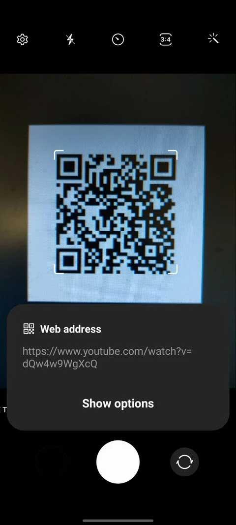 Kako skenirati QR kode na telefonih Samsung Galaxy