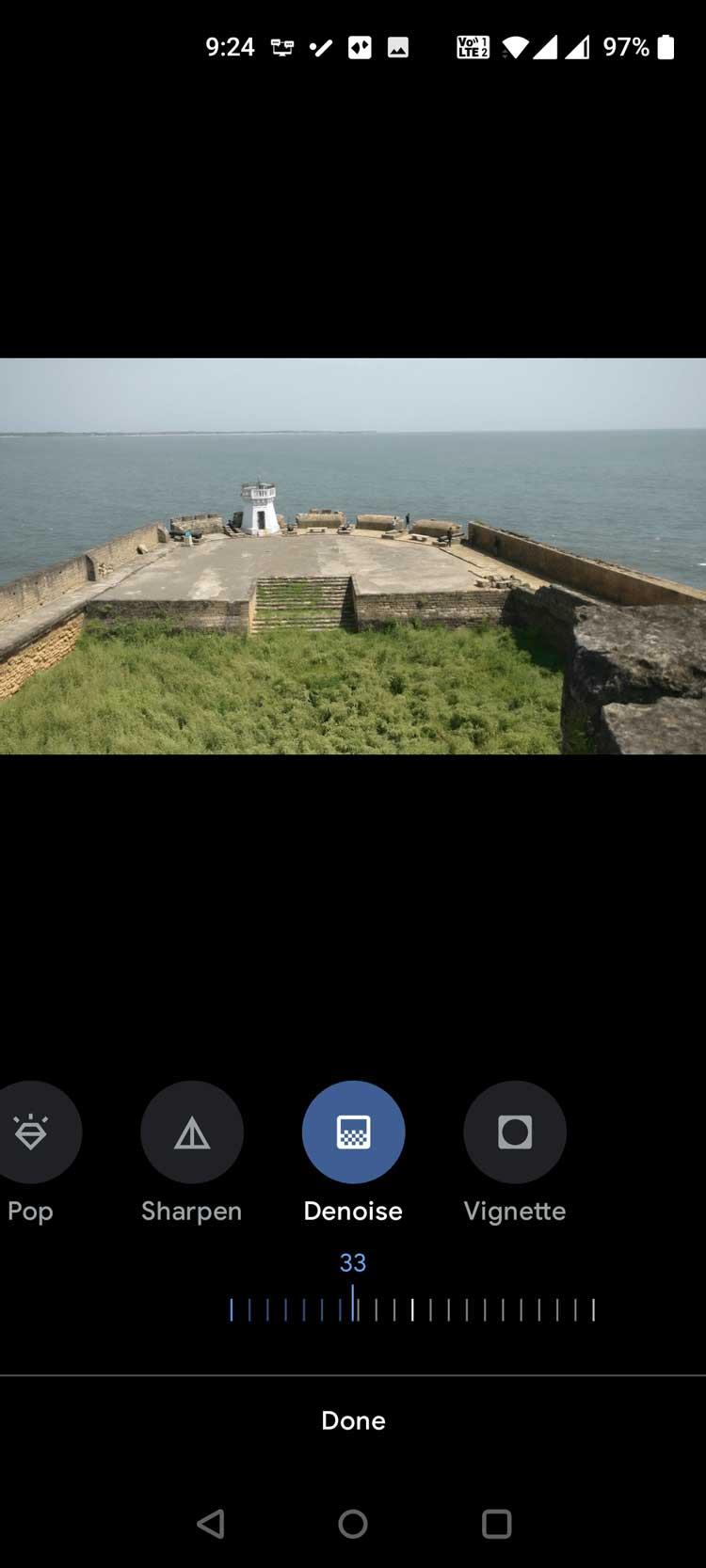 Jak zaostřit a odšumit fotografie ve Fotkách Google