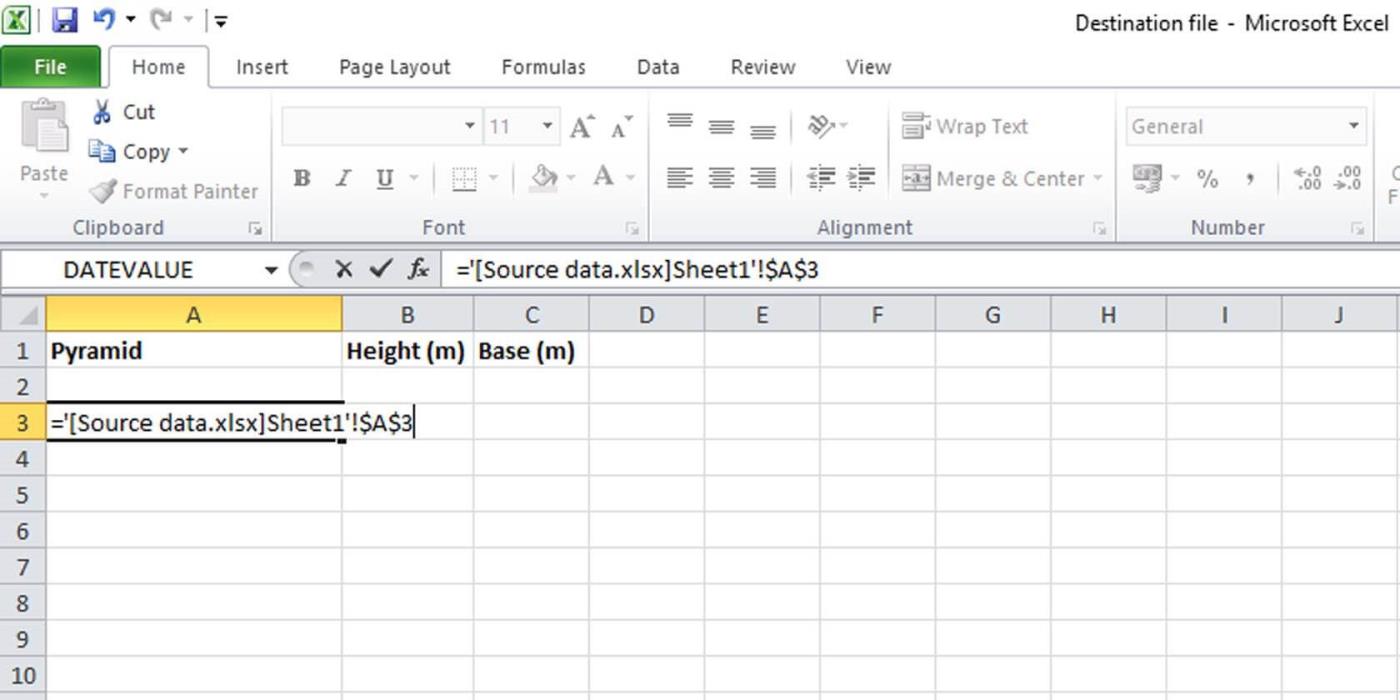 Kā sinhronizēt datus Microsoft Excel dokumentos